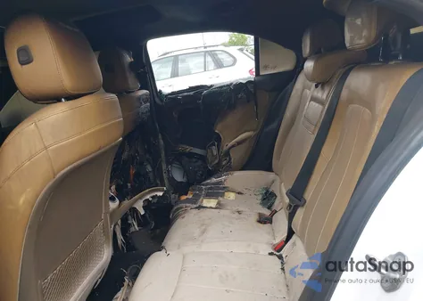 2019 Mercedes-Benz A 220 4Matic z USA, uszkodzony, nr VIN WDD3G4FB0KW022398